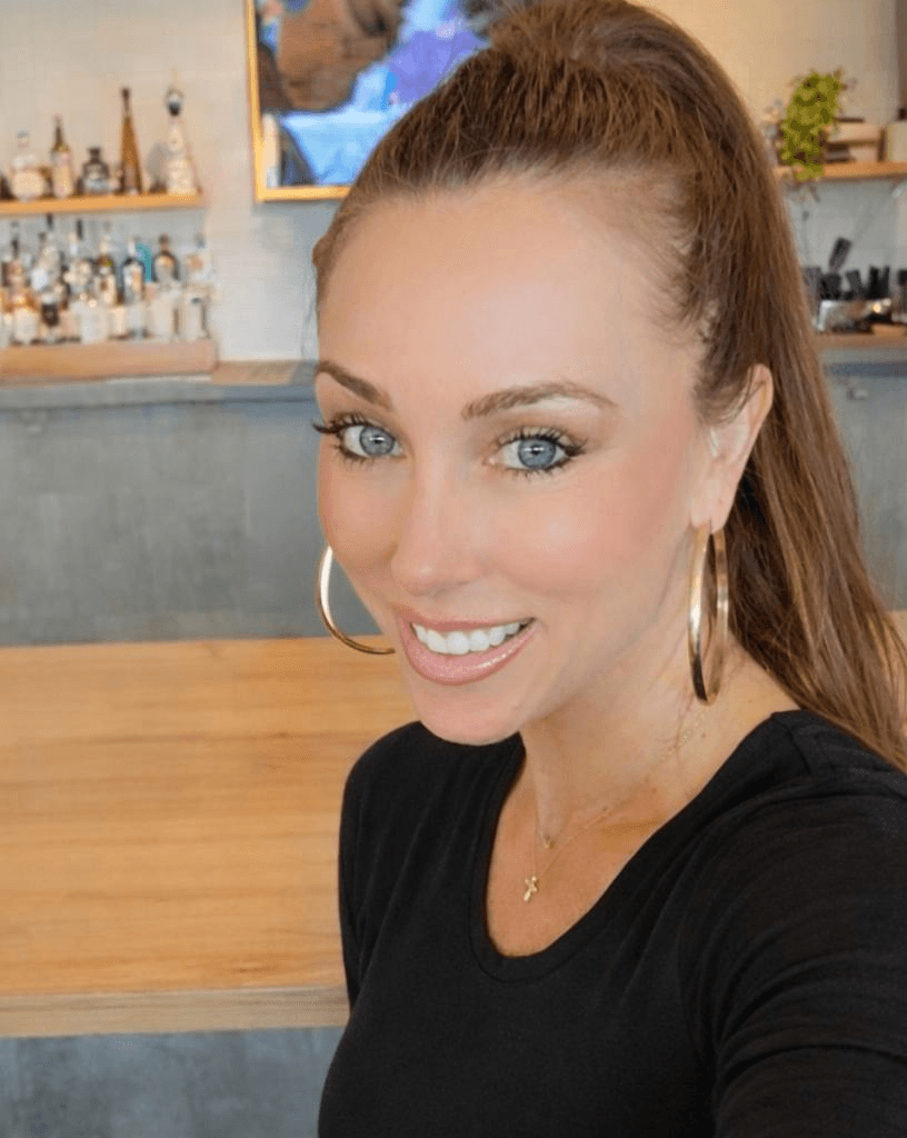 MJ Grace, bestselling author and speaker